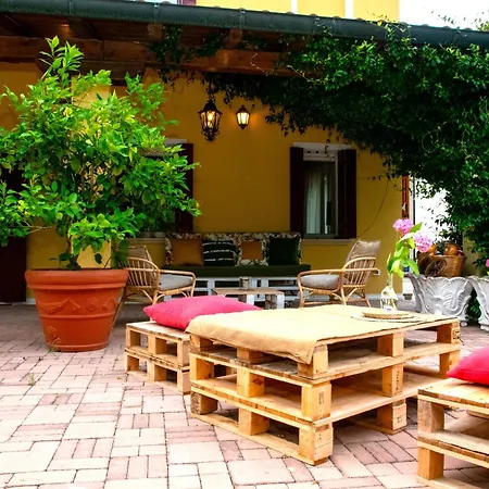 Oasi Casamaras In Veneto With Ac Feriehus